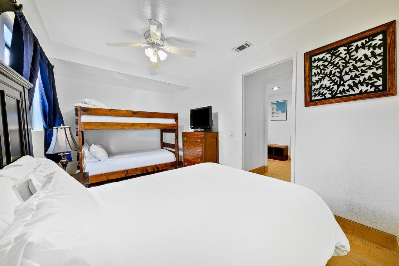 Newport Beachhouse Upper & Lower Units Esterno foto