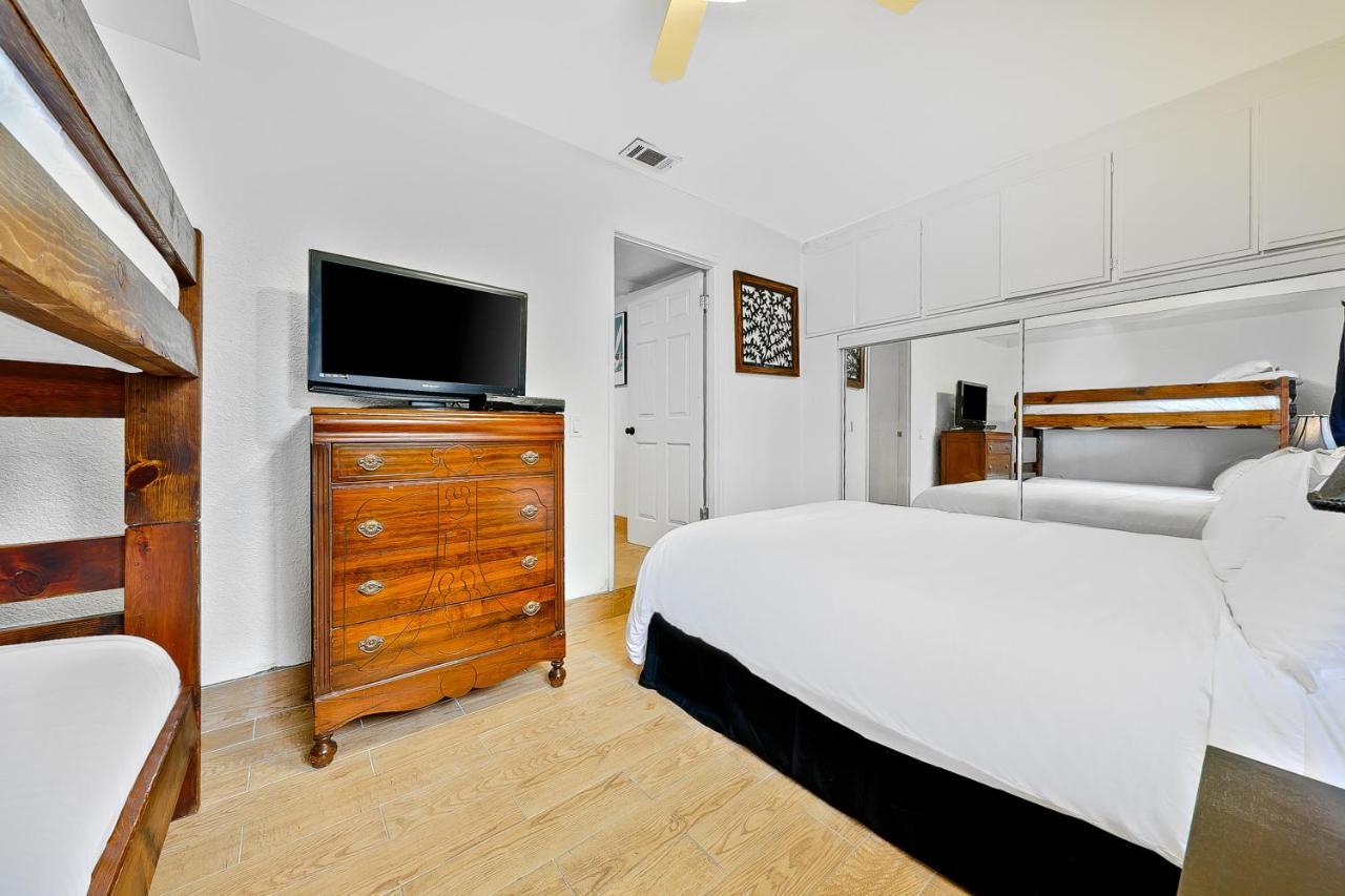 Newport Beachhouse Upper & Lower Units Esterno foto
